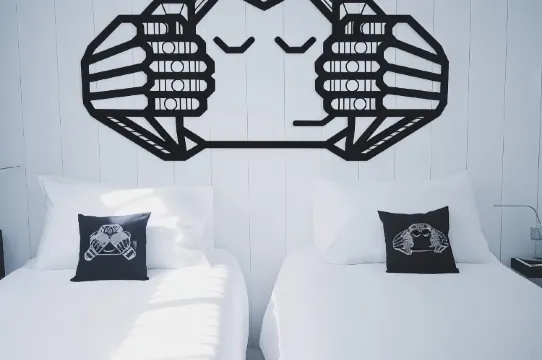 ห้องซูพีเรียร์ เตียงใหญ่ 1 เตียง