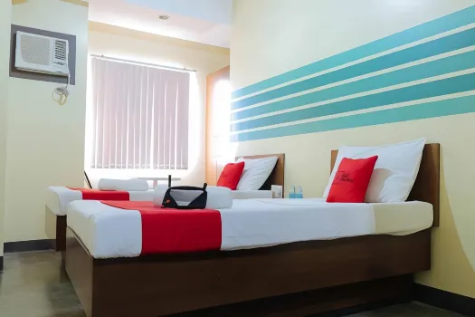 RedDoorz @ MJ Cuenco Avenue Cebu Hotels near Monastery Of The Holy Eucharist