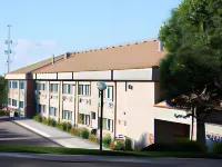 The Center Inn Hotel a 