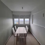 Grand Appartement Avec Parking privé