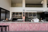 Mantra Tonsley Adelaide - Barer