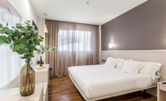 AZZ Valencia Tactica - Housity