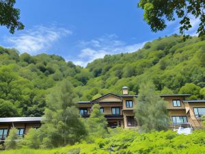 Nakanoyu Onsen Ryokan