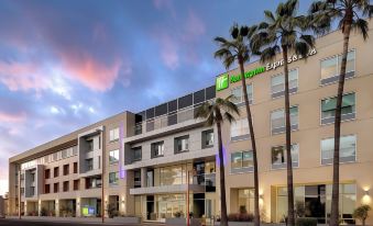 Holiday Inn Express & Suites Glendale Downtown