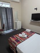 GRAND CENTRAL HOTEL PROSERPINE