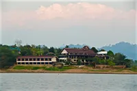 Phornpailin Riverside Resort Hotels in 