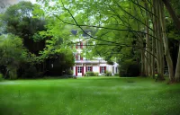 Domaine la Gazaille de Camille Hotels near E.Leclerc Tonneins