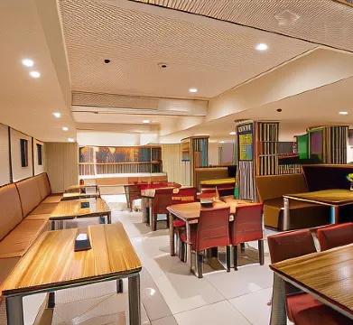 Jinjiang Inn (Beijing Changchun Street) Отели рядом с достопримечательностью «Станция метро Fuxingmen»