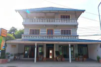 Sabaydee Guesthouse Hotels in Huay Xai