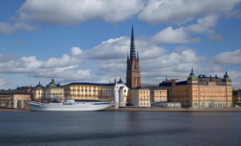 Den Röda Båten