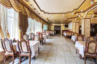 Kristall Hotel