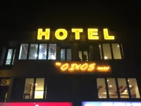 The Oikos Hotel Hotels near Kukup Fisherman Jetty (LKM)