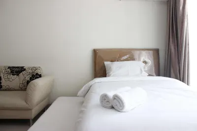 Studio at Beverly Dago Apt Near Itb by Travelio