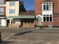 The Courtyard Hotels in Stourport-on-Severn