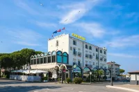 Miramare Hotel Ristorante Convegni Aperto Tutto l'Anno - Nouto- ja jättöpalvelut