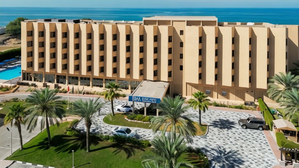 BM Beach Hotel