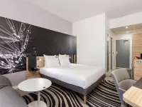 Novotel Tours Centre Gare Hotels in Tours