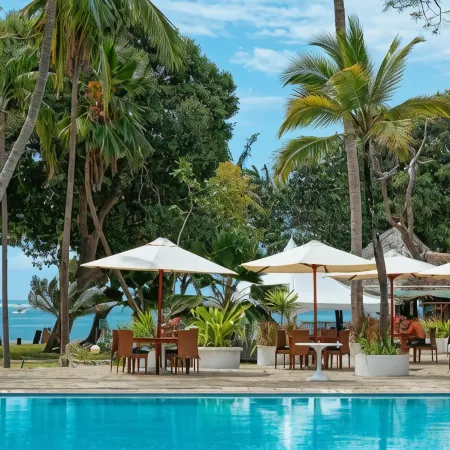 Safari Beach Hotel