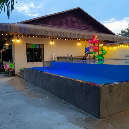 Pooma Resort