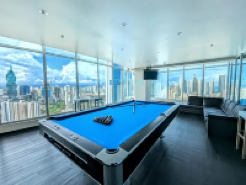 Yc 701 l Amazing Building on Balboa Avenue