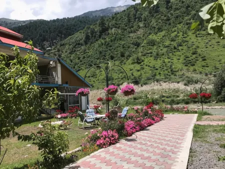 Parhena Cottages Bella Naran Отели в г. Kaghan
