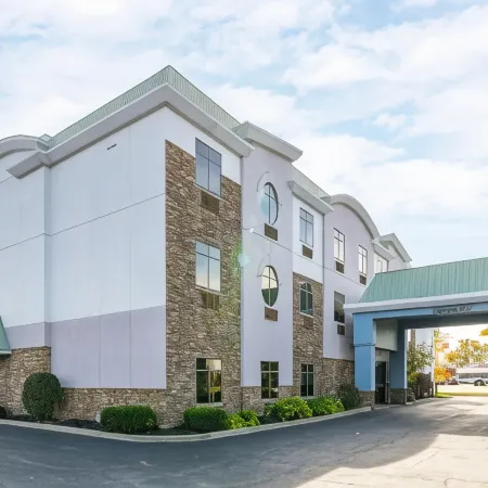Comfort Suites Perrysburg - Toledo South