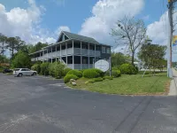 Scarborough Inn Hotels in 
