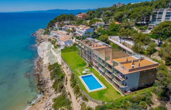 UHC 阿林薩爾家庭複合式酒店