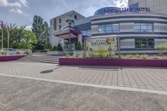 Hôtel Mercure Paris Massy Gare TGV