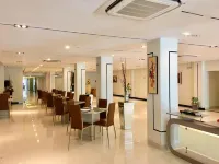 Hotel Kawana Padang - breakfast