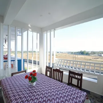 Le Pondy Home Stay Отели в г. Пондичерри