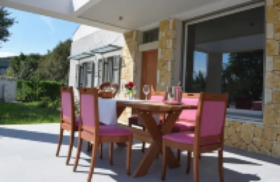 Three Stars Luxury Villas