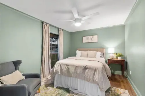 Our cozy, fully remodeled "Treehouse