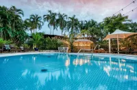 Palms City Resort - Ocean View