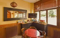 Hotel Palarine - parking