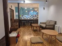 Guesthouse Tomaru Отели в г. Такаяма