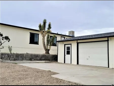 Grand Canyon West Vacation Home Отели в г. Мидвью