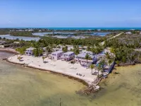 Rainbow Bend Resort Hotels in Marathon
