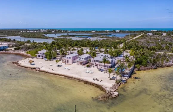 彩虹彎度假酒店