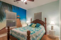 A southern comfort - 100 steps to the sand! Crystal Beach Spot 주변 호텔