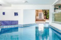 Hotel Peten - Pools