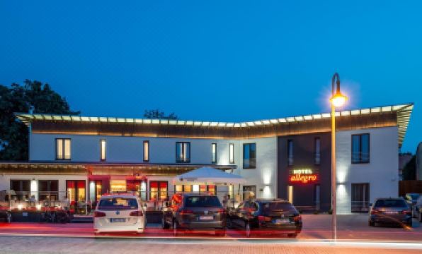 Allegro Hotel - Housity