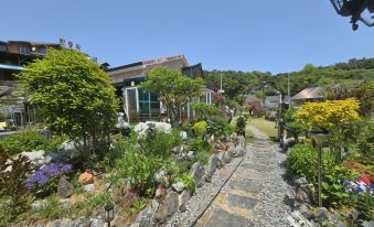 Gunsan Seongsanae Pension