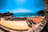 Hotel Astoria Hotel a Budua