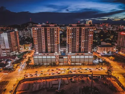 The Ocean Homestay (Ktcc Mayang Mall  Drawbridge)  호텔