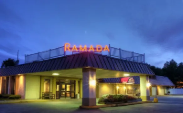 베이몬트 바이 윈덤 퀸스버리 레이크 조지