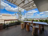 Slive Hotel Hotels in Surin