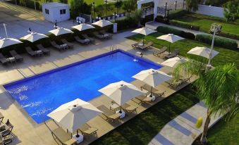 Cezar's Airport Hotel