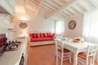 Apartment with 2 bedrooms - 30 m from the beach in downtown San Vincenzo