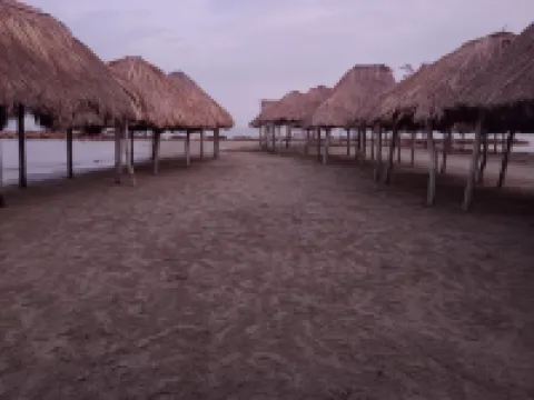 在海邊的波拉里斯科韋納斯小屋